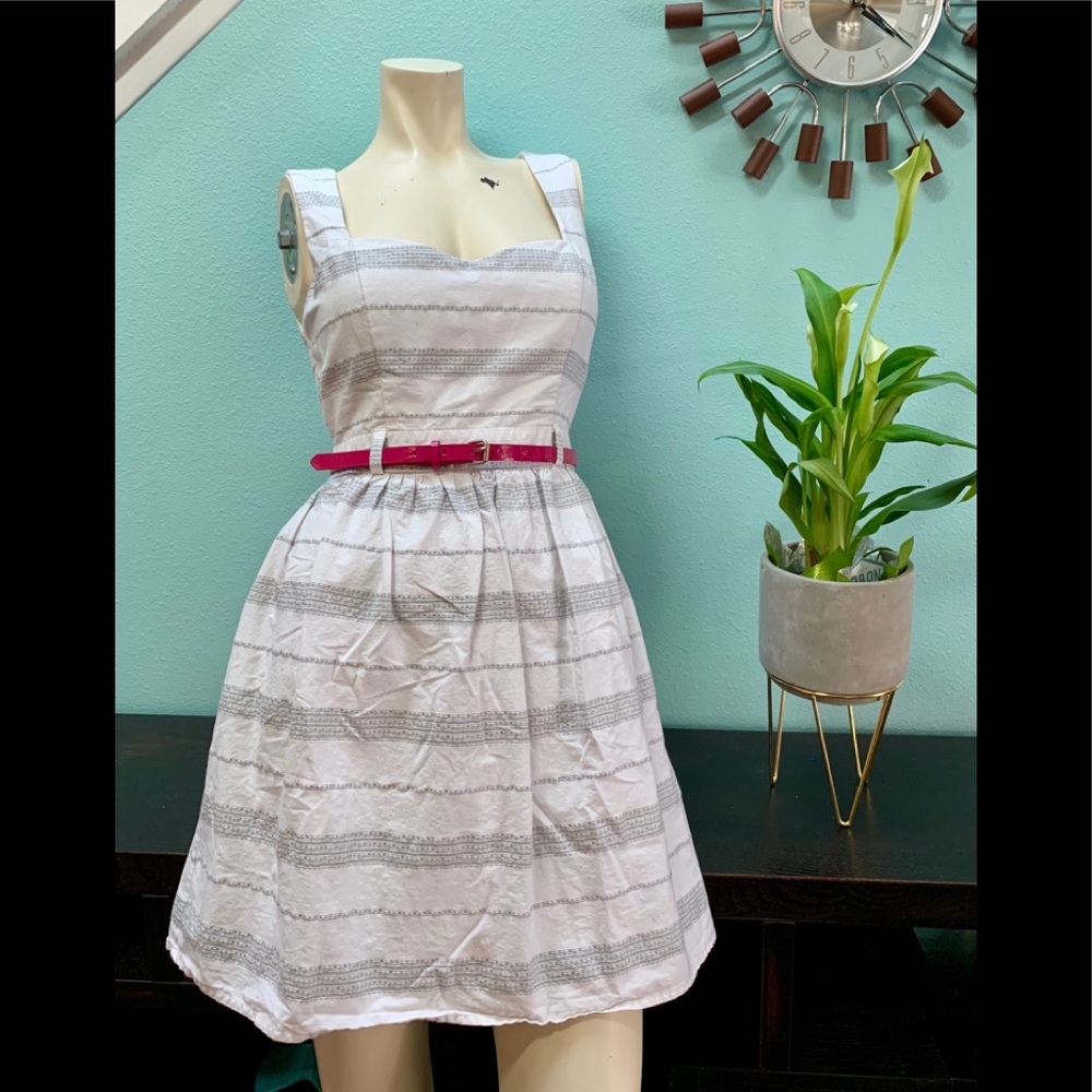 Dress with bra padding